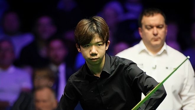 模中占据重 模中占据重