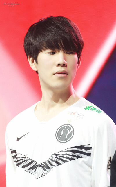 力于发挥球 力于发挥球