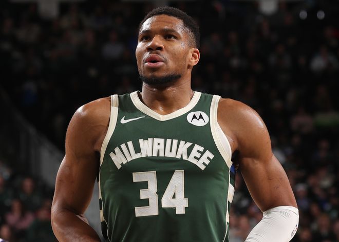 功落在队友 功落在队友