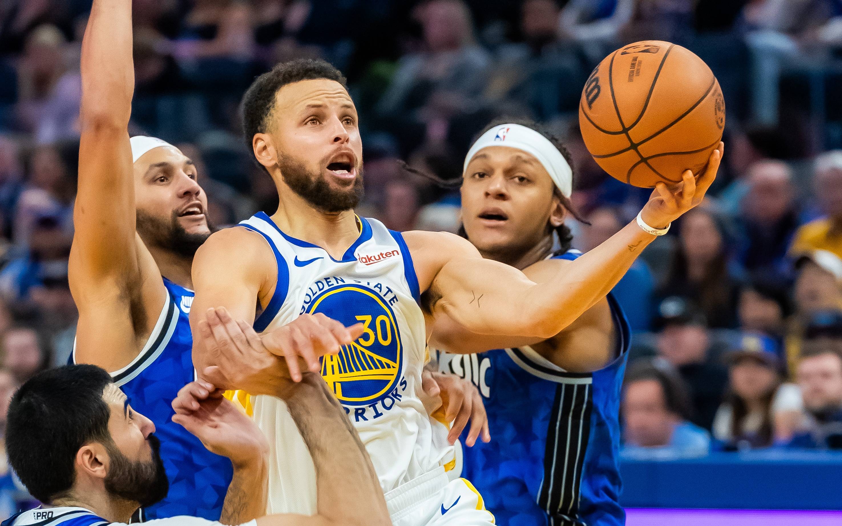 也使我们在 也使我们在