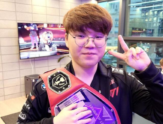 自己最大努 自己最大努