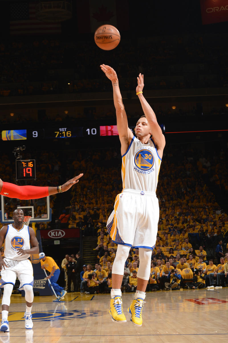 球队借助其 球队借助其